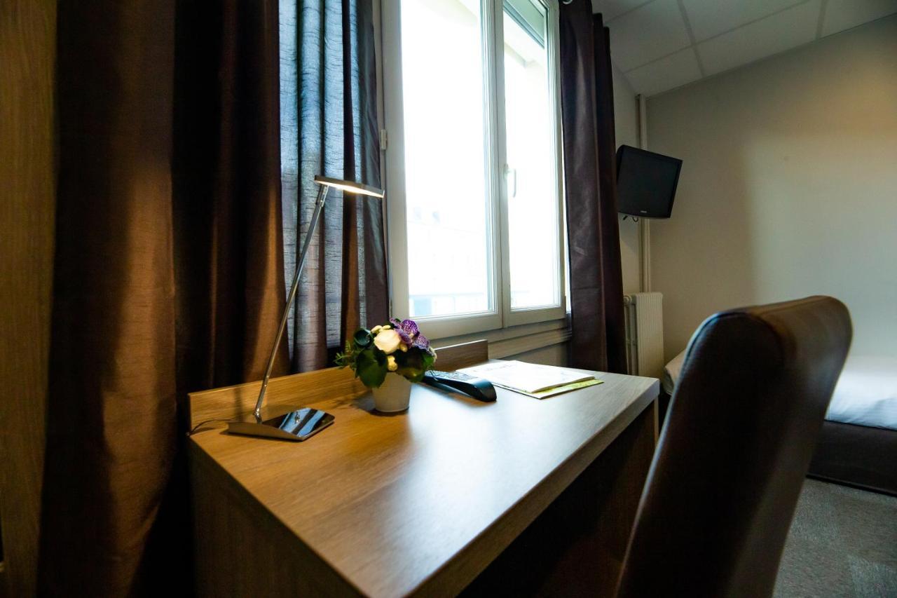 קאין Logis Hotel Du Chateau מראה חיצוני תמונה