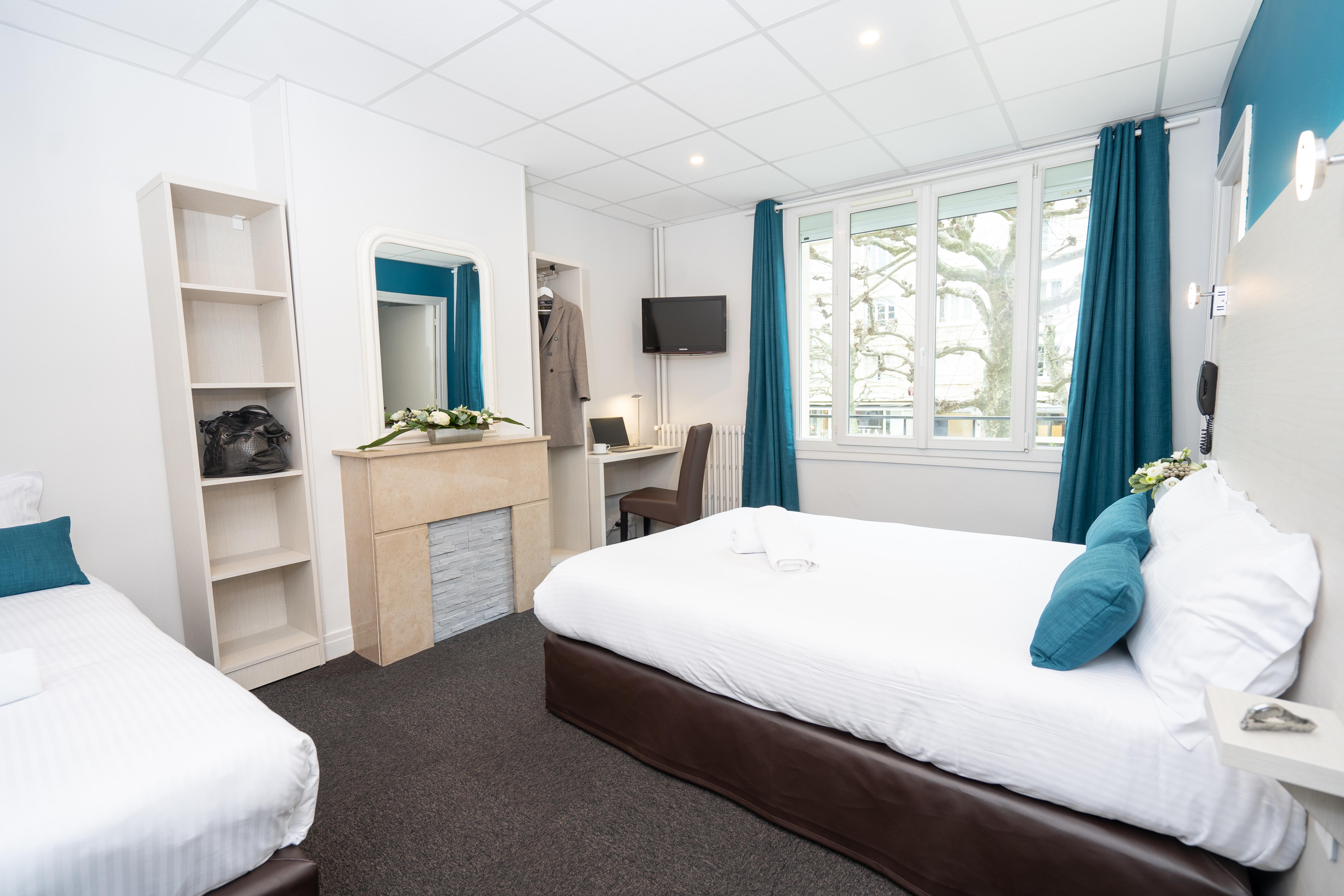 קאין Logis Hotel Du Chateau מראה חיצוני תמונה