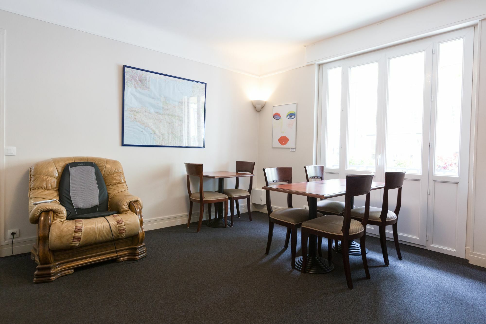 קאין Logis Hotel Du Chateau מראה חיצוני תמונה